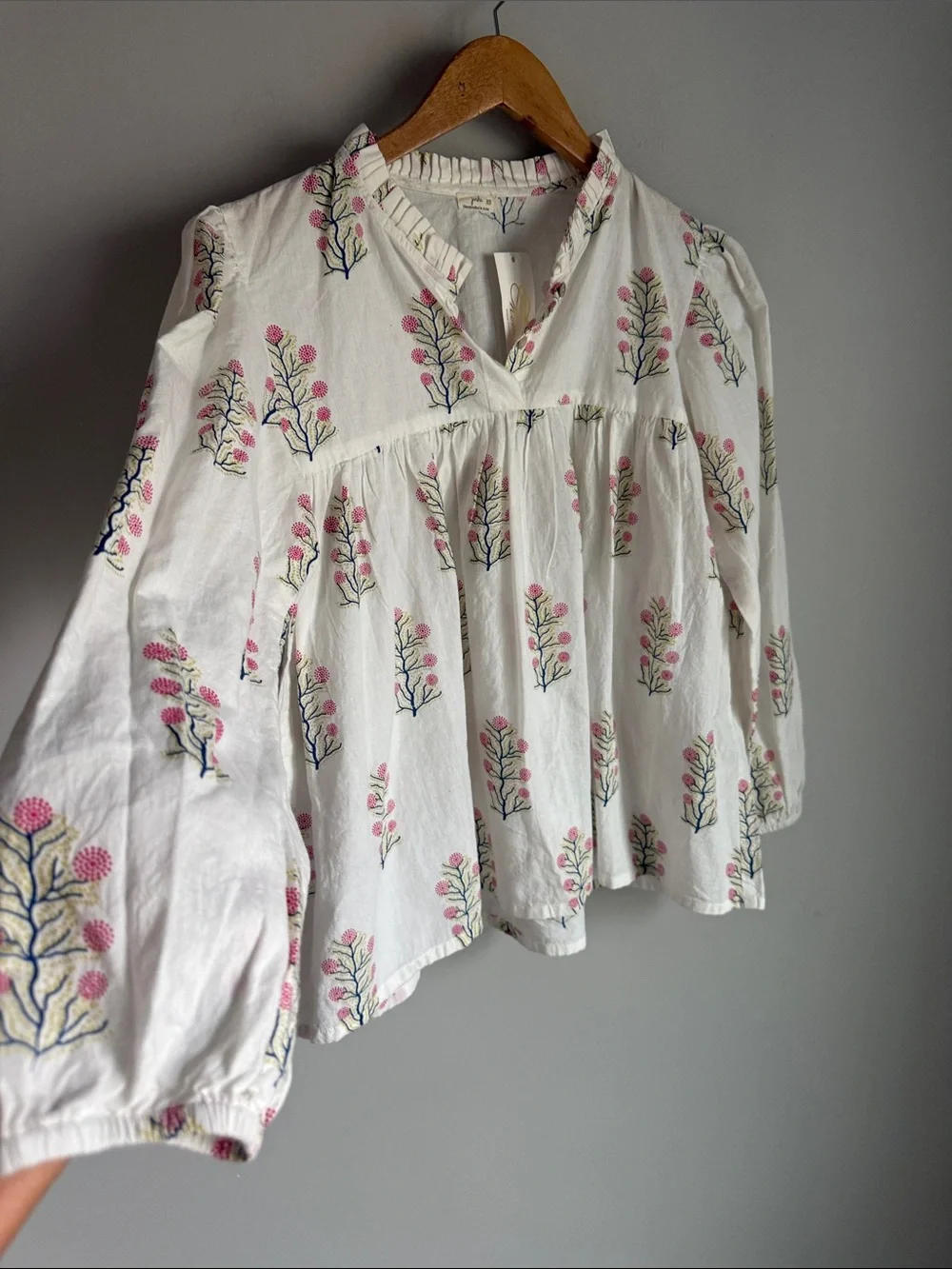 NEW Joshi Karina Pink Floral Print Peasant Blouse Boho Long Sleeve Top XS